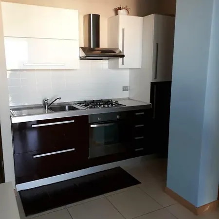 Fronte Mare-centrale-riviera Palace-giulianova-apartment-affitti Solo Da Sabato A Sabato Giulianova