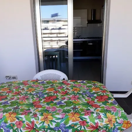 Fronte Mare-centrale-riviera Palace-giulianova-apartment-affitti Solo Da Sabato A Sabato * Giulianova