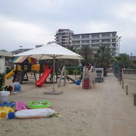 Riviera Palace Giulianova: Beachfront In Location * Giulianova