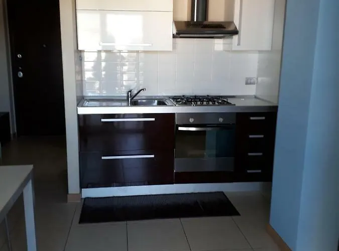 Riviera Palace Giulianova: Beachfront In Location *