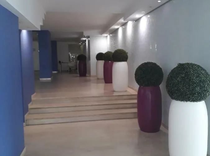 Apartment Riviera Palace Giulianova: Beachfront In Location *